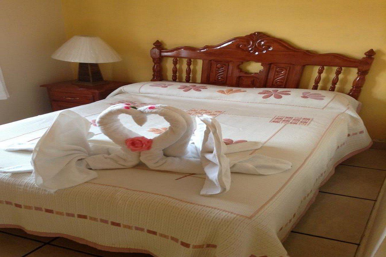 Pátzcuaro Hotel Posada Camelinas מראה חיצוני תמונה